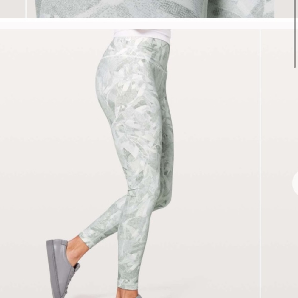 Lululemon Wunder Under Hi-Rise Tight 28" Size 6 - Picture 3 of 10